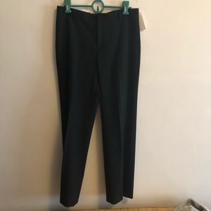 ✨NWT ✨Gap (Size 6 Ankle) Black Trousers